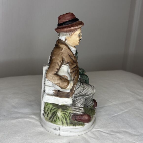 Vintage Collectible Porcelain Figurine Old Couple Seated on a Bench Hummel-like - Picture 2 of 5